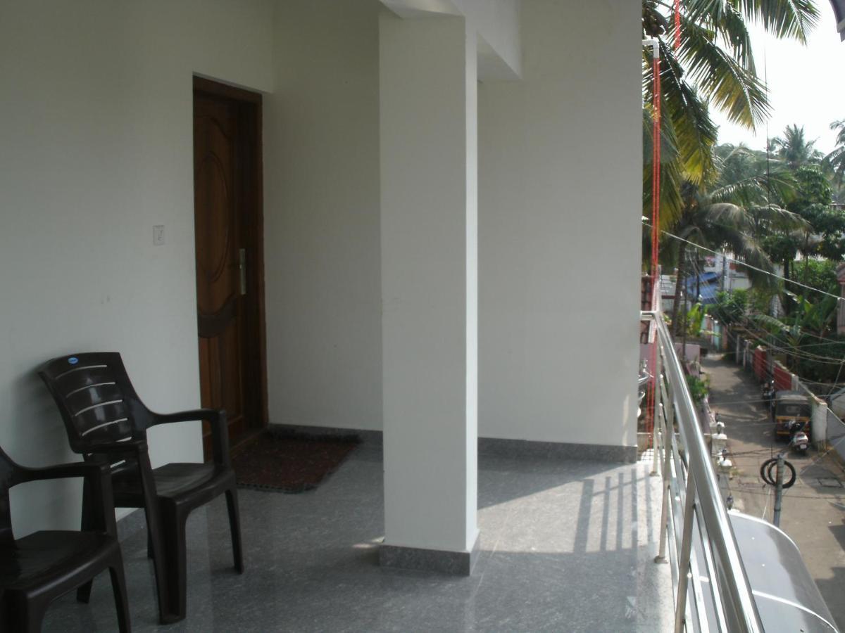 Kochi Jacaranda Holiday Home المظهر الخارجي الصورة